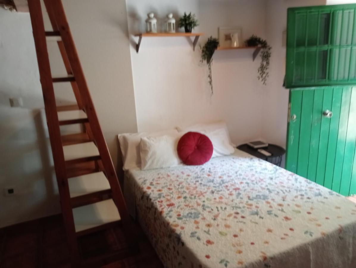 La Puerta Verde De Las Setas De Sevilla Экстерьер фото